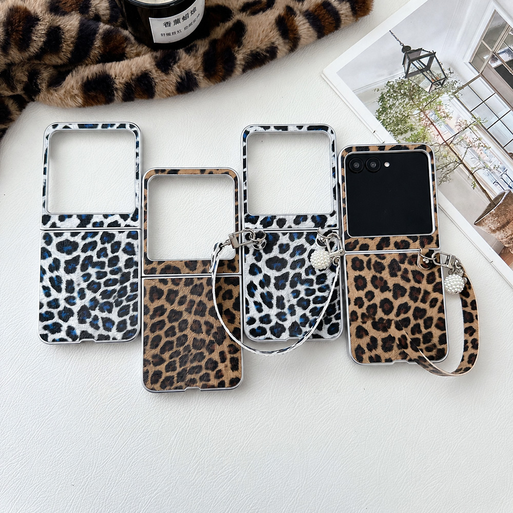 Women Accessories Jewelry - Leopard Print Folding Flip Phone Case