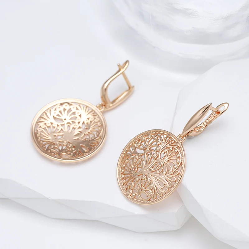 Wbmqda Hollow Metal Flower Lon - огляд і ціна Women Accessories Dubai