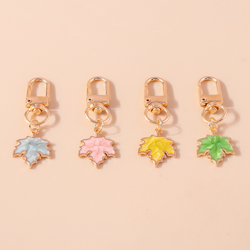 Fashion Enamel Canada Maple Le - огляд і ціна Women'S Accessories Canada