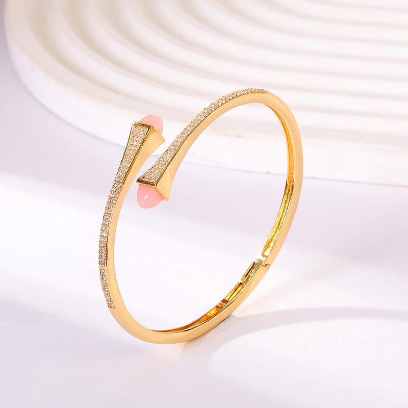 NEW Luxury Trend Bracelet Jewe - огляд і ціна Women Accessories Dubai